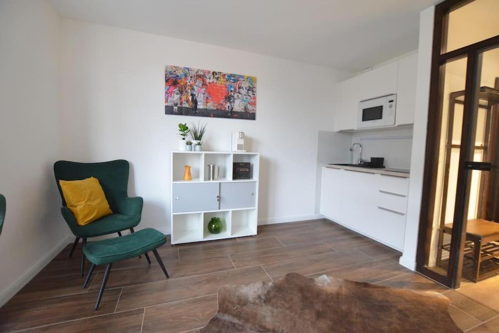 Studio 7 City Lage Mit Garage Naehe Koeln Bonn Siegburg Extérieur photo