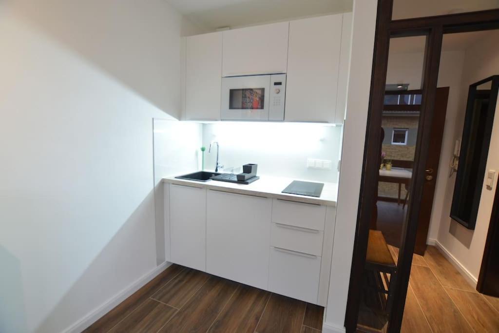 Studio 7 City Lage Mit Garage Naehe Koeln Bonn Siegburg Extérieur photo